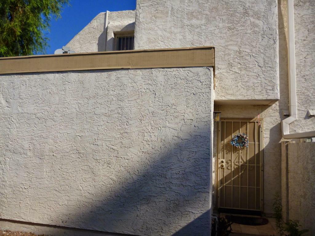 Property Photo:  1342 W Emerald Avenue 405  AZ 85202 