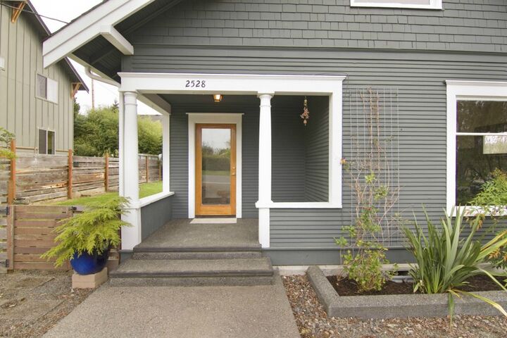 Property Photo: 2528 Undine St WA 98226