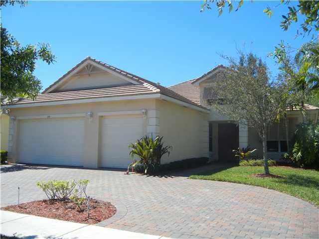 Property Photo:  119 Palm Beach Plantation Boulevard  FL 33411 