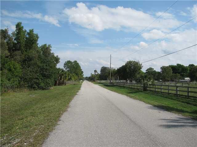 Property Photo:  19361 Capet Creek Court  FL 33470 
