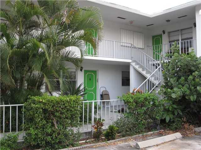 Property Photo:  229 N K Street 105  FL 33460 