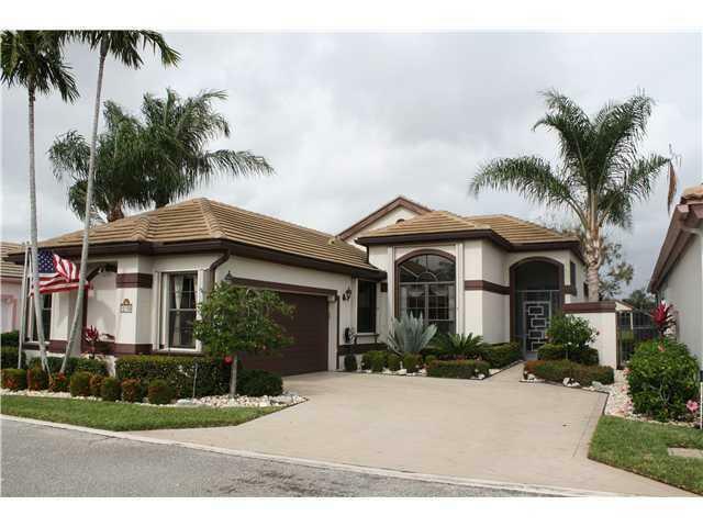 Property Photo: 10159 N Lexington Lakes Boulevard FL 33436