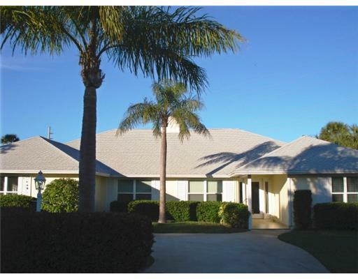 Property Photo: 1190 Leeward Lane FL 32963