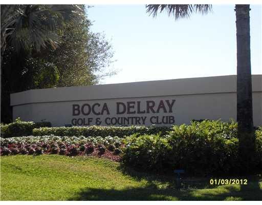 Property Photo: 5056 Oak Hill 813 FL 33484