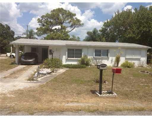 Property Photo:  344 Smallwood Avenue  FL 34982 