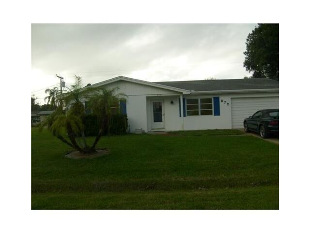 Property Photo:  675 16th  FL 32962 