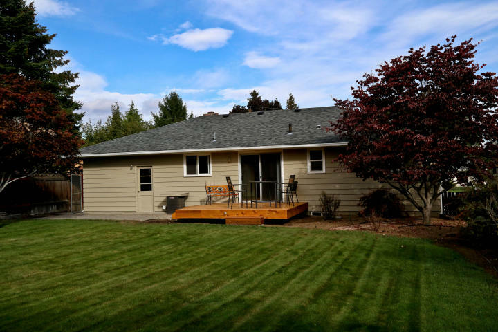 Property Photo:  1127 Jefferson St  WA 98801 