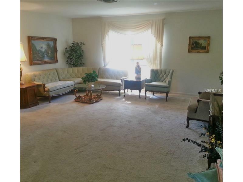 Property Photo: 8451 Candlewood Road 8451 FL 33777