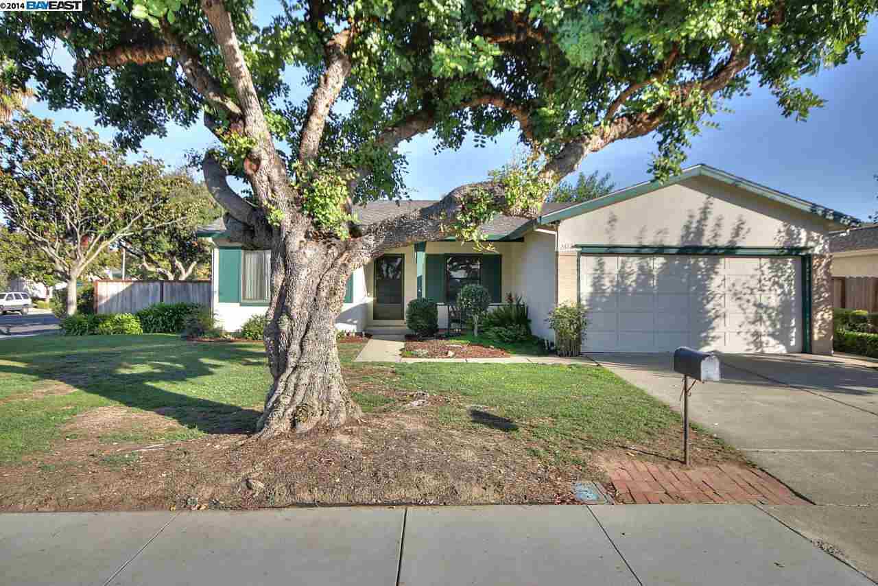 Property Photo:  2612 Central Ct  CA 94587-3128 