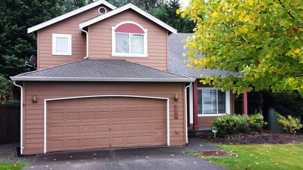 Property Photo: 5221 Francis Ct SE WA 98092