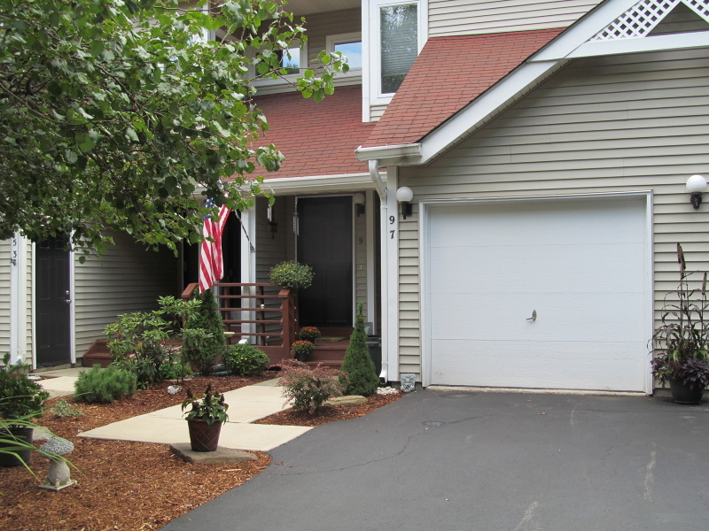 Property Photo: 7 Preston King Trl NJ 07438