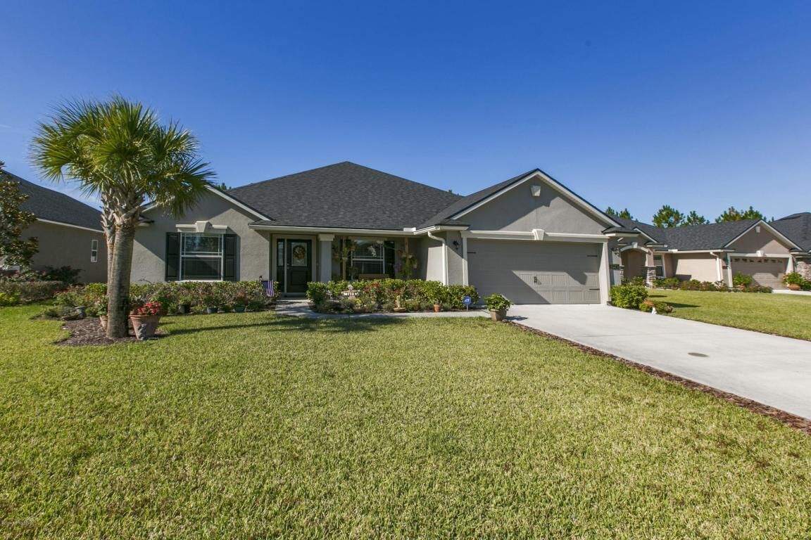 Property Photo: 3519 Garibaldi Way FL 32092