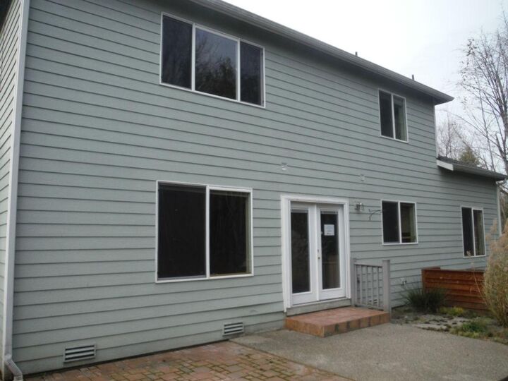 Property Photo: 13901 Cedar Ct WA 98294