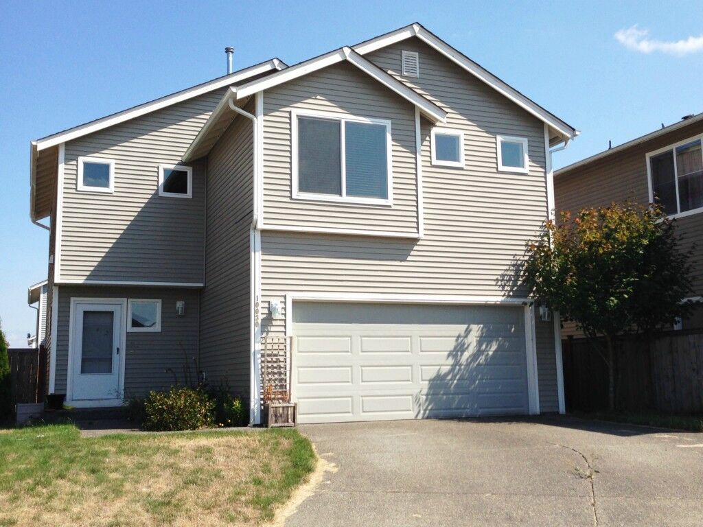 Property Photo:  10030 Cole Ct SE  WA 98597 