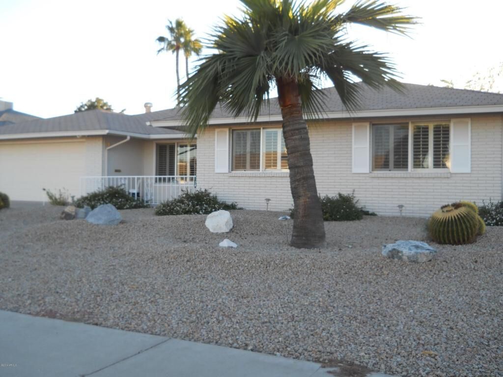 Property Photo: 15430 N Bowling Green Drive AZ 85351