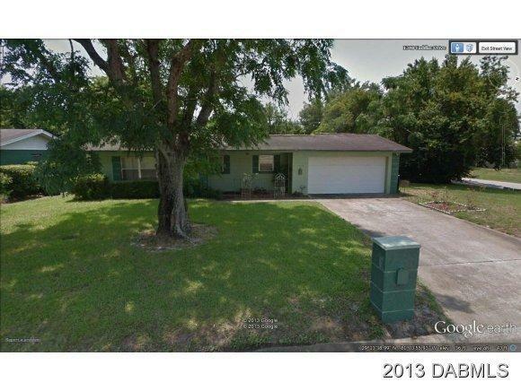 Property Photo: 1348 Cadillac Drive FL 32117