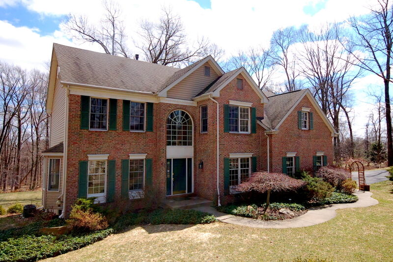 Property Photo: 4 Woods Edge Rd NJ 08848