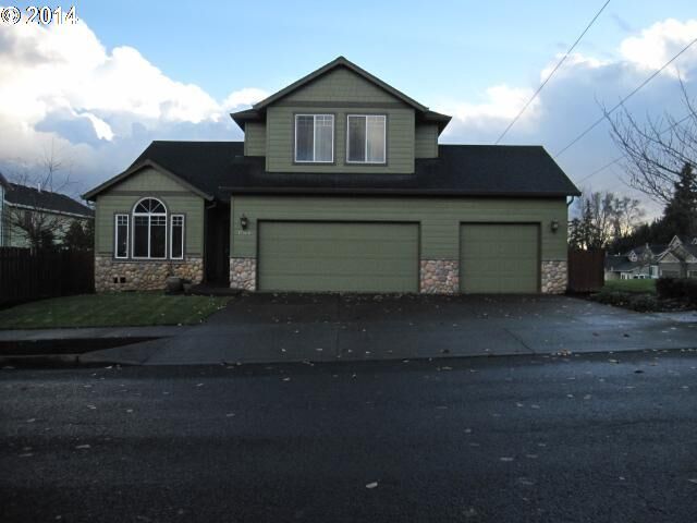 13568 SE Kaitlin Way  Clackamas OR 97015 photo