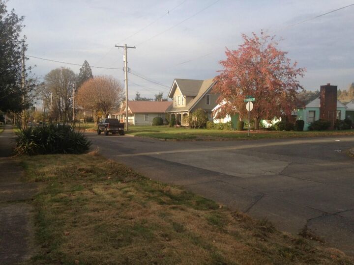Property Photo: 615 SW Chehalis Avenue WA 98532