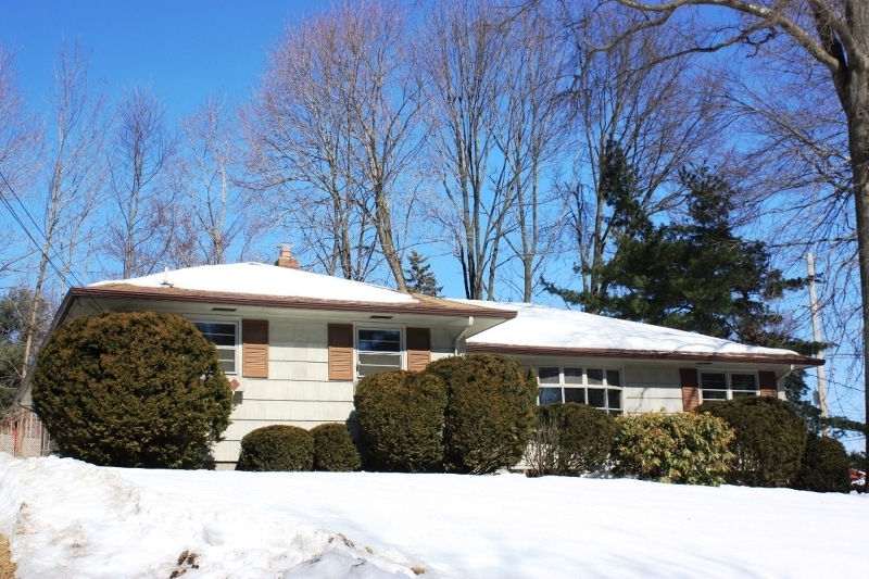 Property Photo: 5 Birchwood Ter NJ 07005