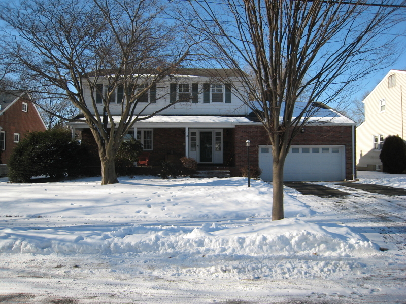 Property Photo:  18 Dorchester Ave  NJ 07016 