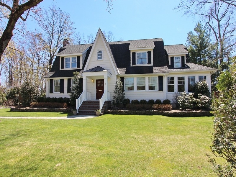 68 Beekman Rd  Summit City NJ 07901 photo