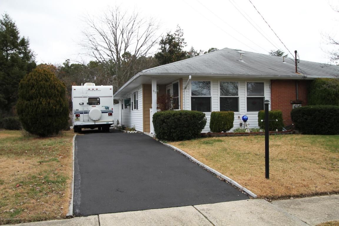 Property Photo:  68 Allaire Drive  NJ 08753 