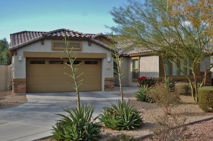 Property Photo:  23230 N 40th Way  AZ 85050 