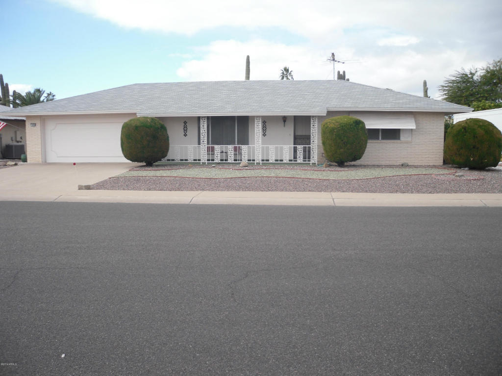 Property Photo: 9306 W Briarwood Circle AZ 85351