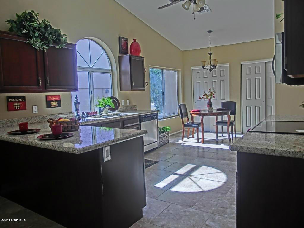 Property Photo: 239 N Nielson Street AZ 85234