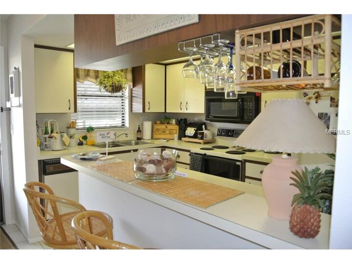 Property Photo: 929 Capri Isles Boulevard 24 FL 34292