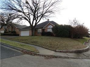 Property Photo: 700 Jonathan Drive TX 76040