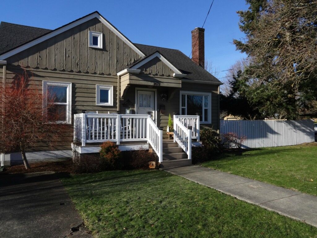 Property Photo: 1472 Lafromboise St WA 98022