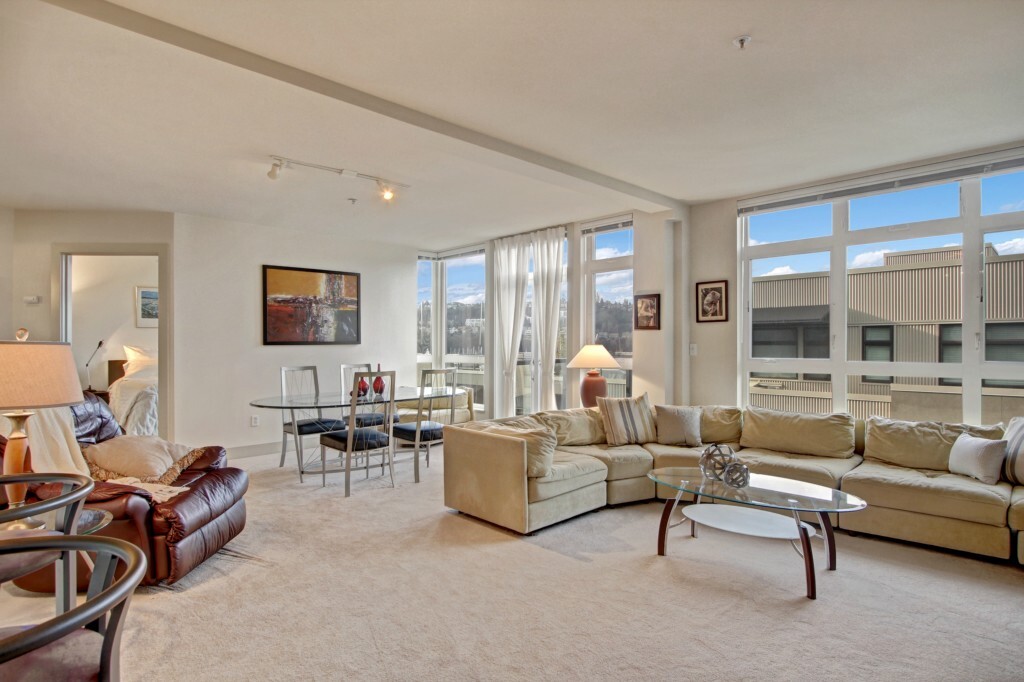 Property Photo: 1700 N Northlake Wy B418 WA 98103