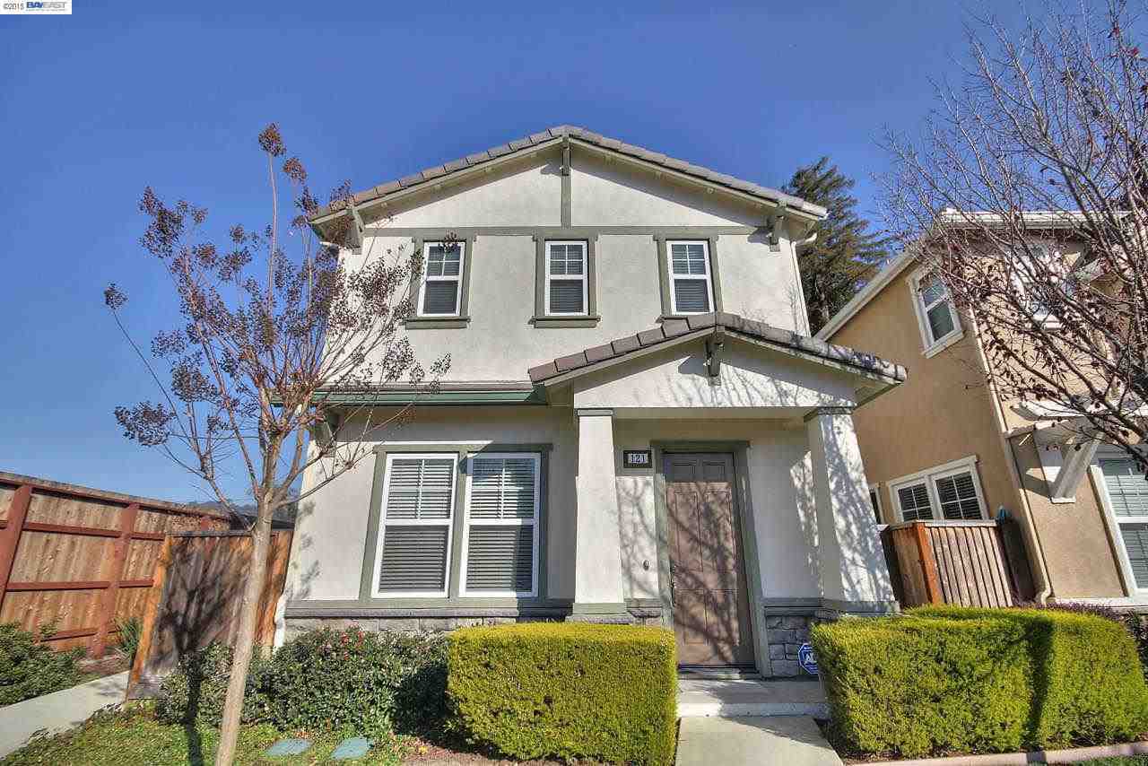Property Photo: 121 Cornucopia Way CA 94544-3549