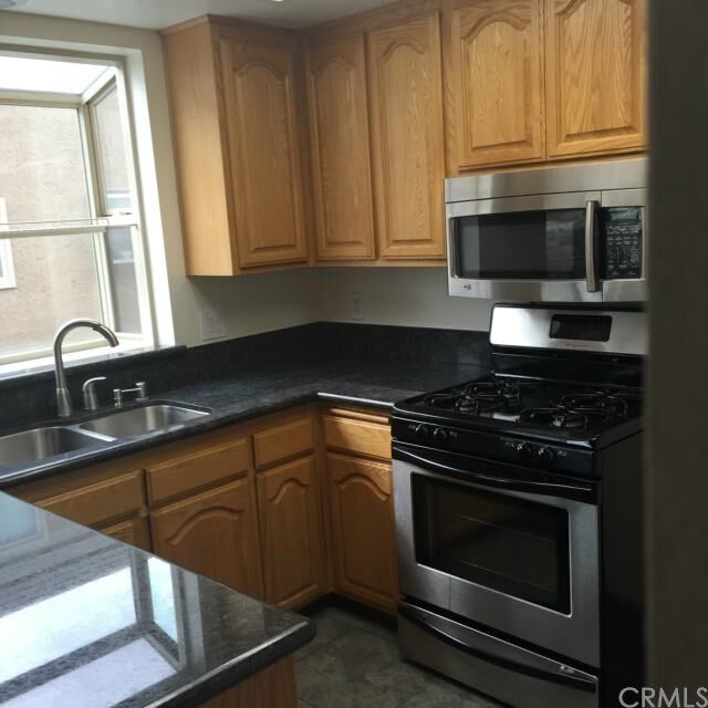 Property Photo:  17952 River Cir 2  CA 91387 