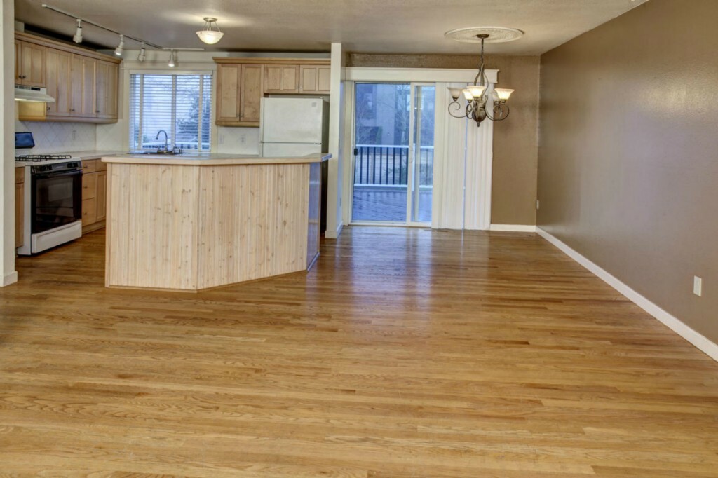 Property Photo: 515 98th Ave NE WA 98004
