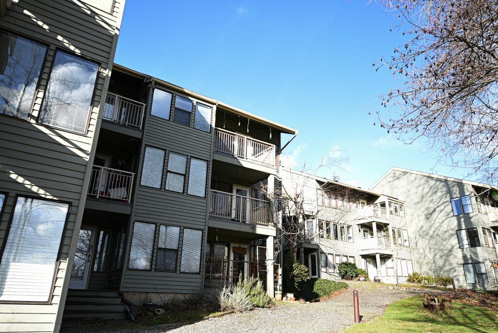 3700 Alabama St 114  Bellingham WA 98229 photo