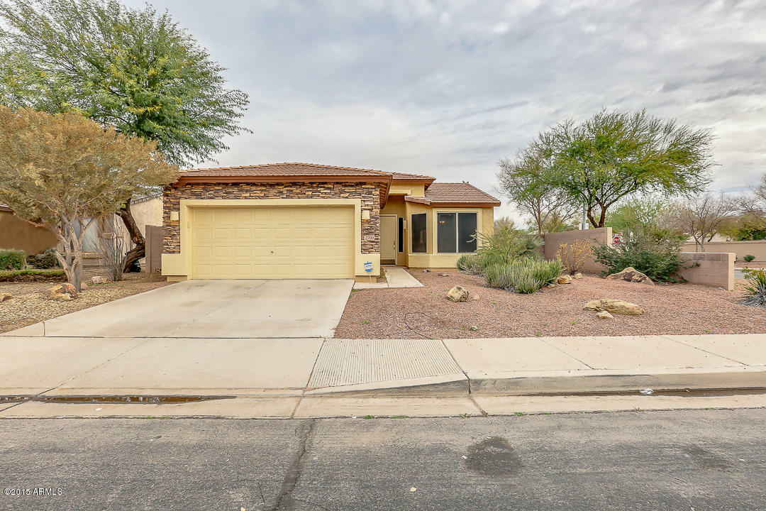 Property Photo:  2700 E Carla Vista Drive  AZ 85225 