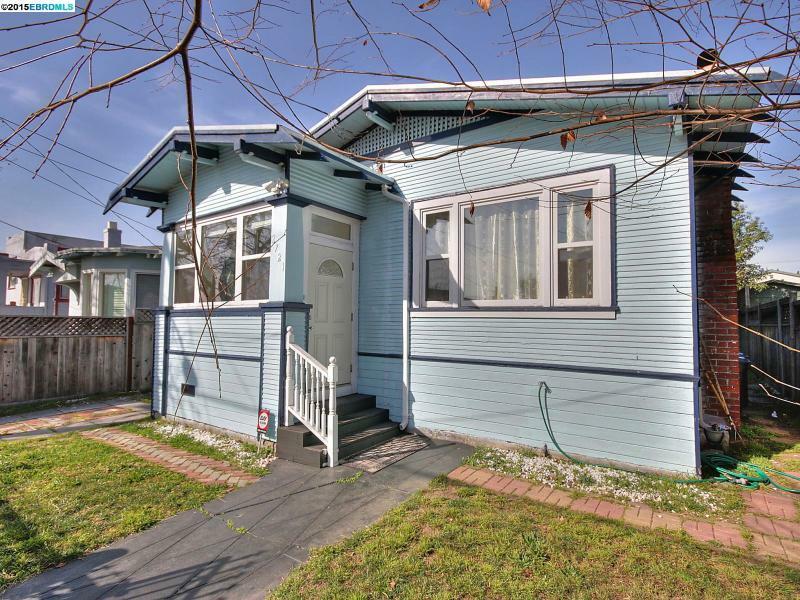 Property Photo:  2721 68th Ave  CA 94605-2349 