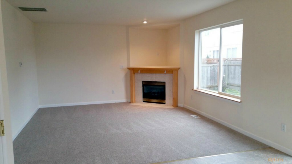 Property Photo: 18417 80th Av Ct E WA 98375