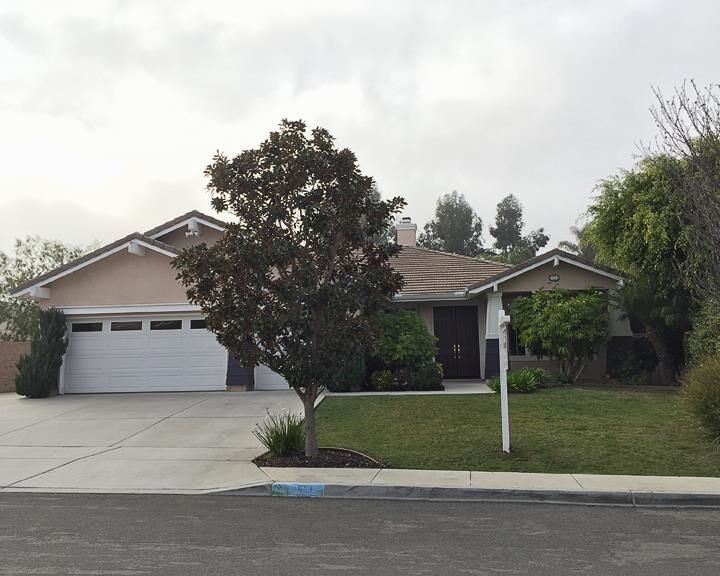 Property Photo:  1931 Ivy  CA 92054 