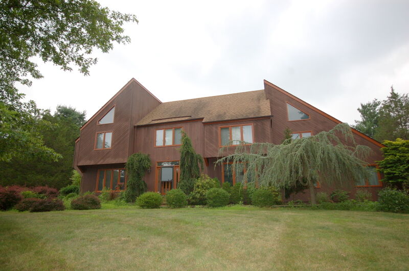 Property Photo: 6 Dartmouth Rd NJ 08801