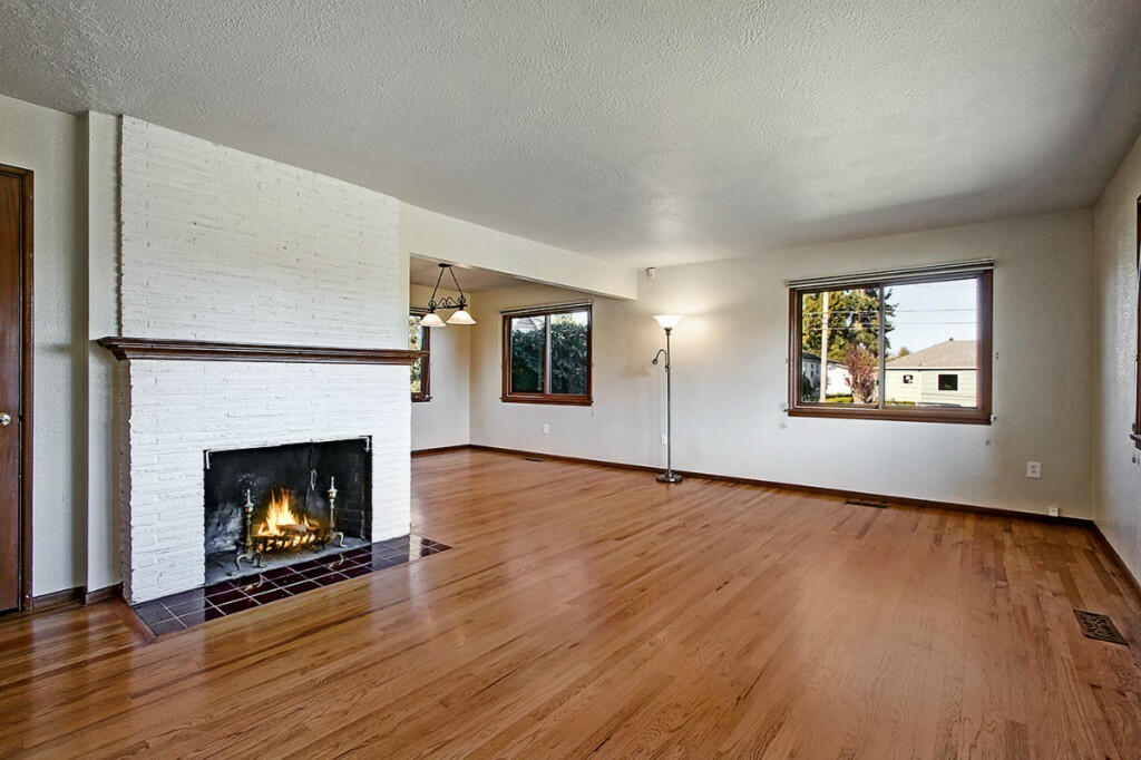 Property Photo:  1220 N Mullen St  WA 98406 