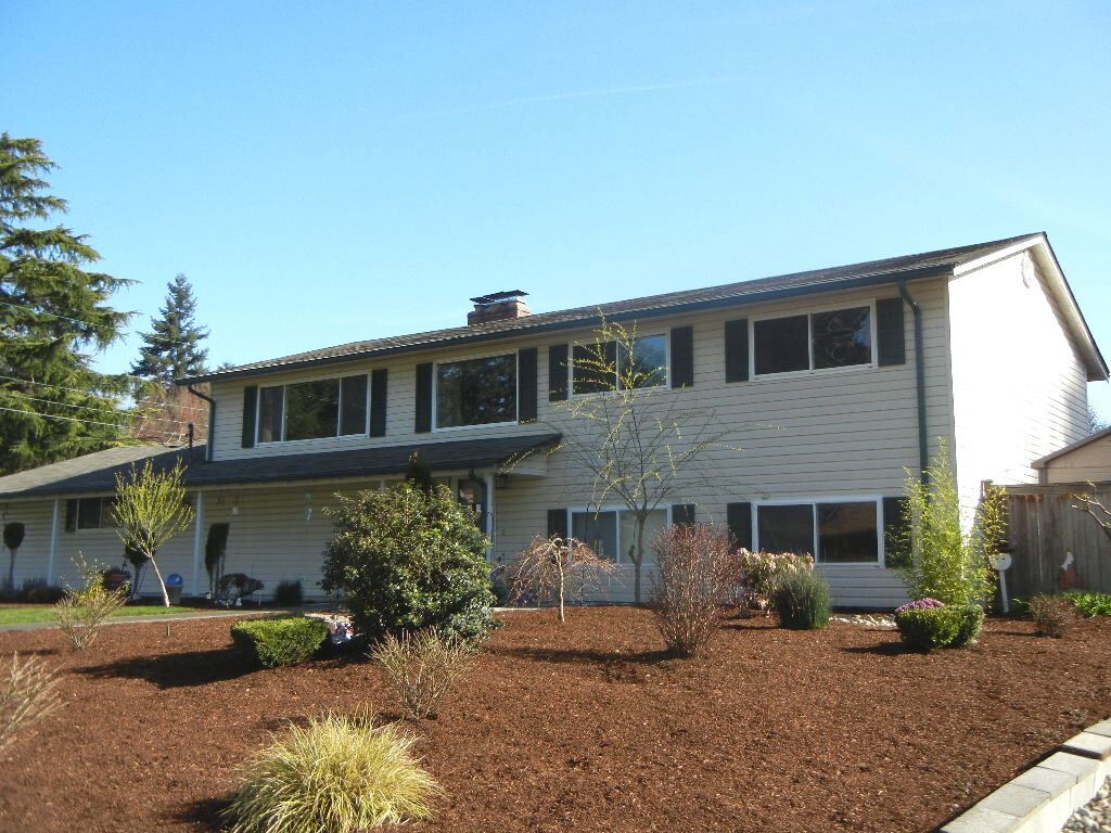 Property Photo: 1103 Magnolia Dr WA 98466
