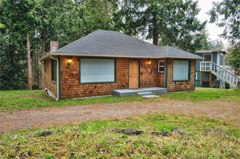 Property Photo:  10229 Frontier Place NW  WA 98383 