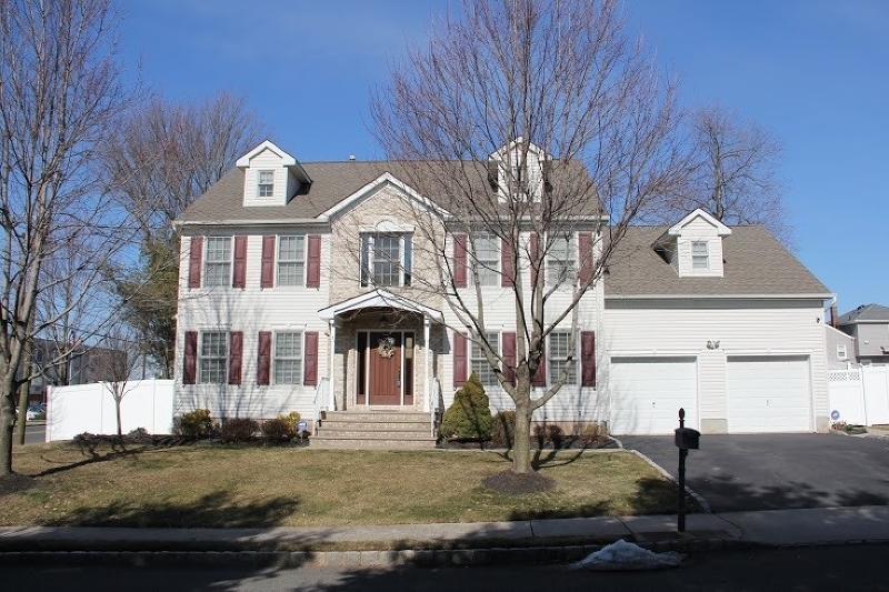 Property Photo:  2 Bullman Ct  NJ 07066 