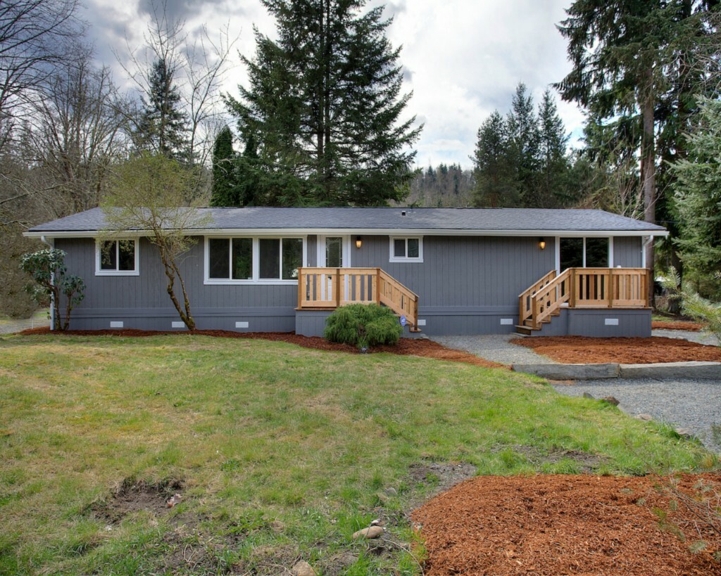 Property Photo:  22014 177th St E  WA 98360 