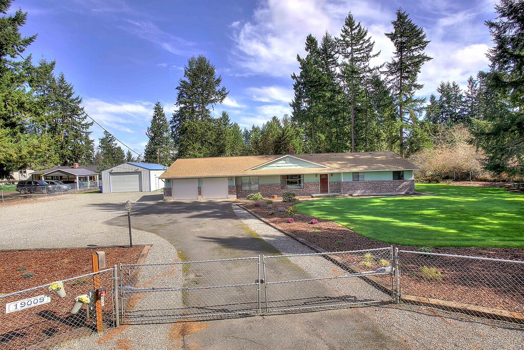 Property Photo:  19009 29th Ave E  WA 98445 