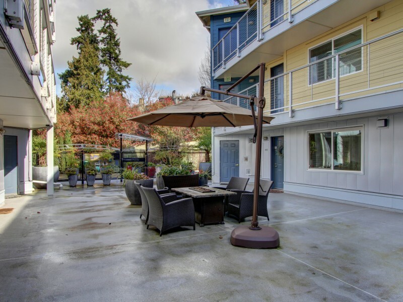 Property Photo: 11920 98th Ave NE 205 WA 98034